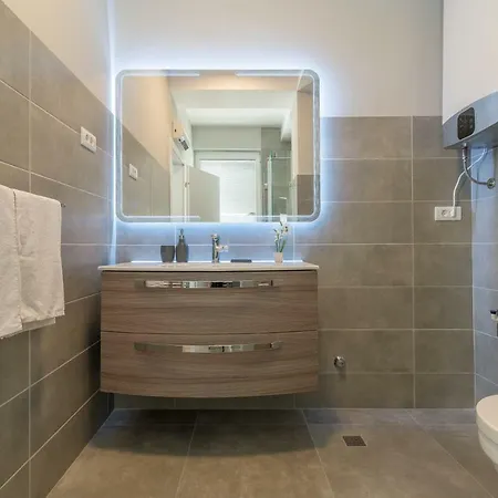 Luxurious Elegance 아파트 자다르
