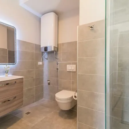 Apartment Luxurious Elegance *