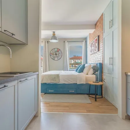Apartment Luxurious Elegance